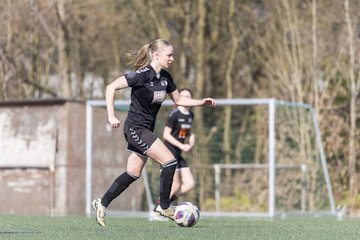 Bild 205 - F SV Henstedt Ulzburg II - SV Boenebuettel-Husberg : Ergebnis: 11:0